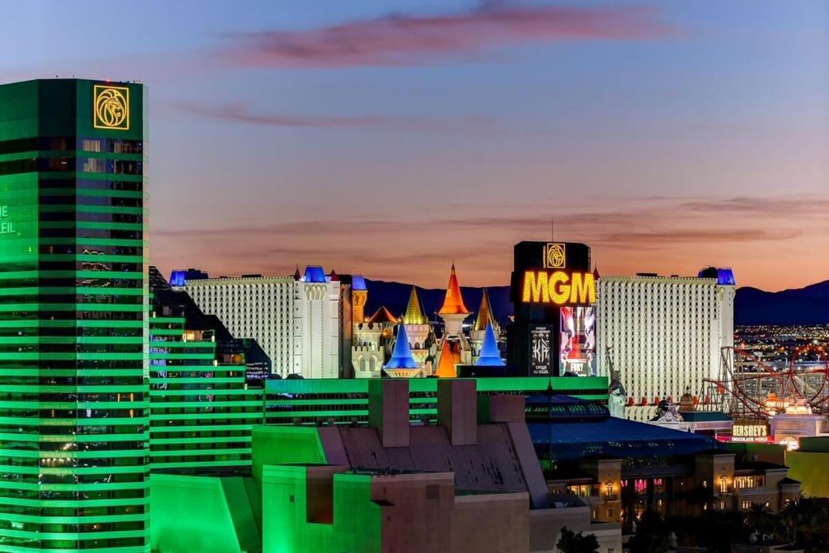 Casa de férias Mgm Signature-16-702 1br 2ba Balcony Las Vegas